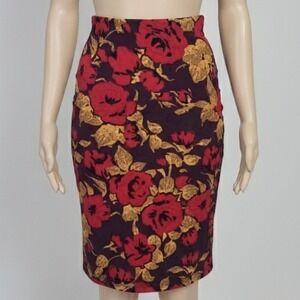 LuLaRoe Cassie Pencil Skirt with‎ Purple and Red Floral Pattern Womans XS